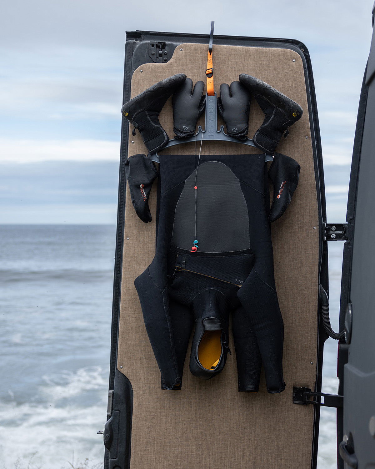 C-Monsta Wetsuit Hanger V2 (US) – C-MONSTA