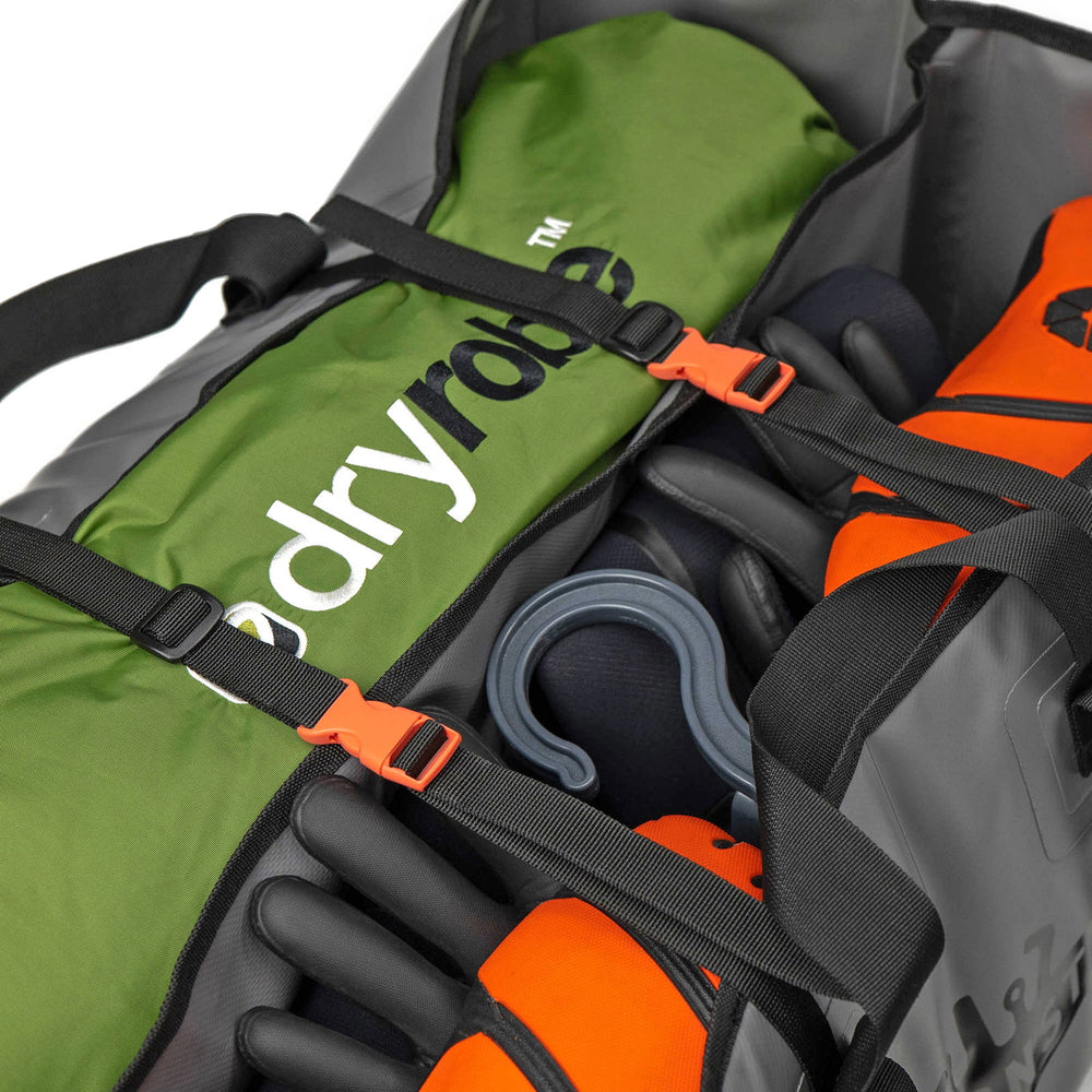 
                      
                        c-monsta Split Bag (UK) - C-MONSTA
                      
                    