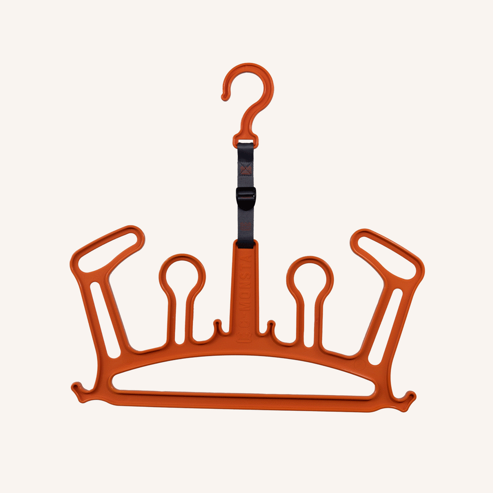 
                      
                        c-monsta Wetsuit Hanger V2 - Orange (US) - C-MONSTA
                      
                    